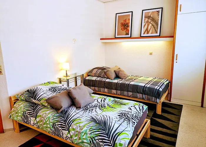 4 Zimmer Geraeumige Und Ruhig Gelegene Ferien- Und Monteurwohnung Nur Fuer Sie Allein Aujvari Vermietungen