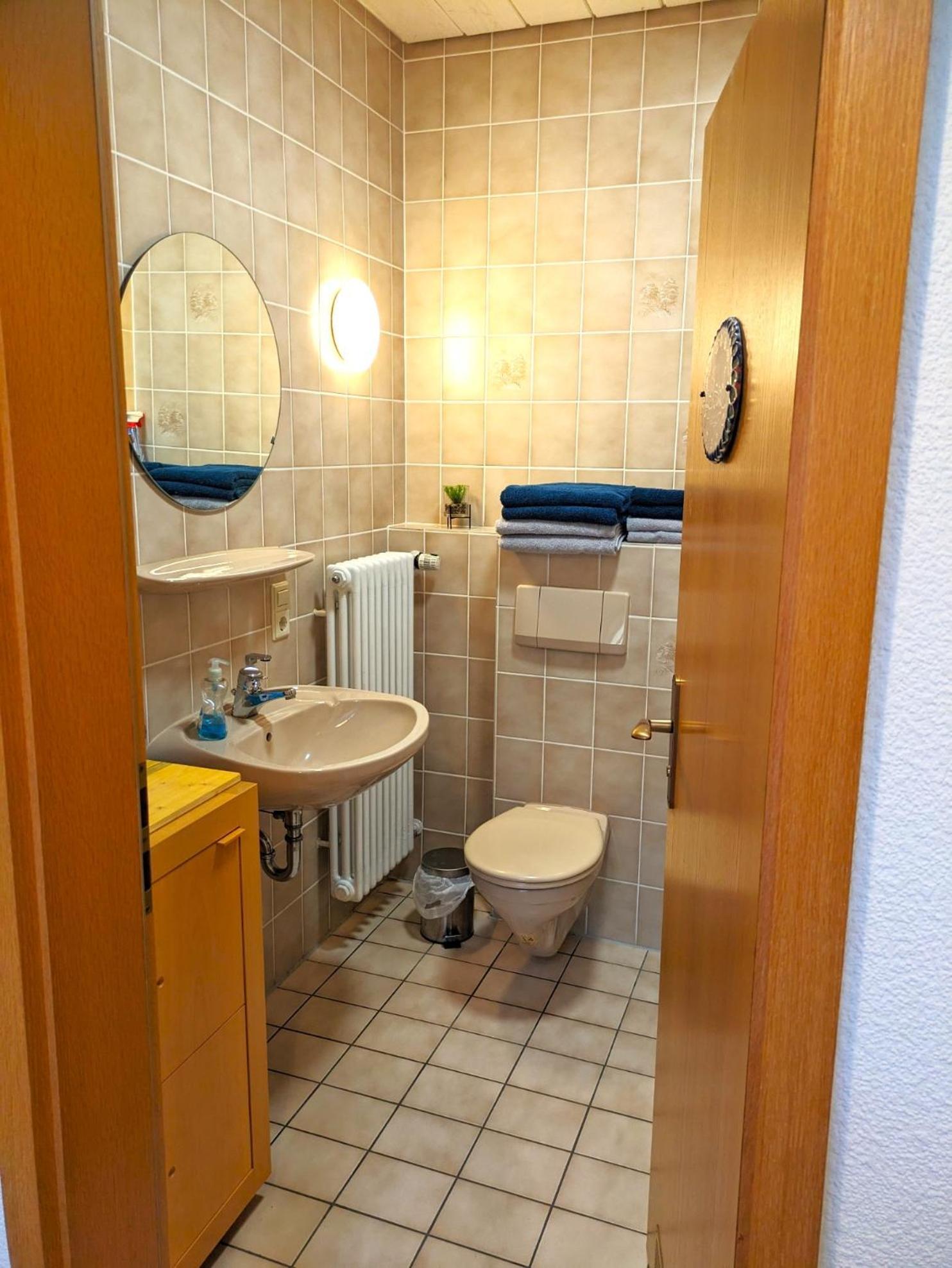 4 Geraeumige Und Ruhig Gelegene Ferien- Und Monteurwohnung Nur Fuer Sie Allein Aujvari Vermietungen Spiegelberg