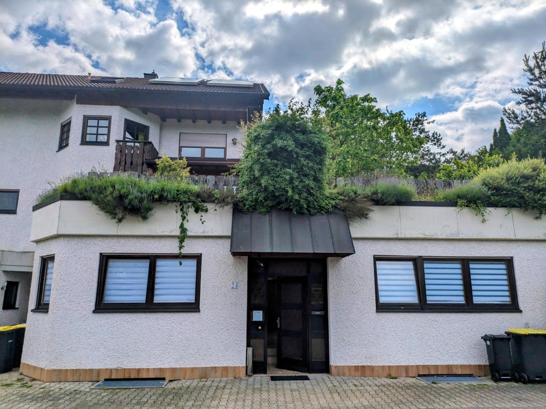 4 Geraeumige Und Ruhig Gelegene Ferien- Und Monteurwohnung Nur Fuer Sie Allein Aujvari Vermietungen *